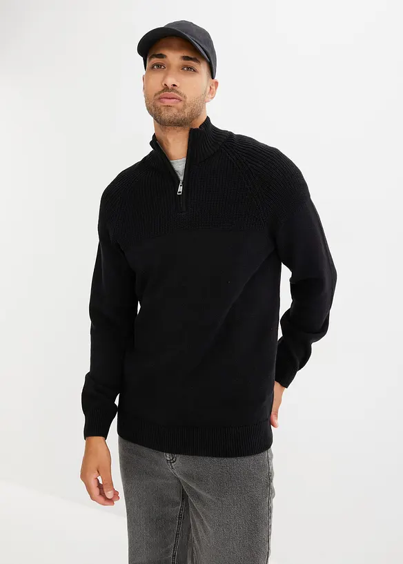 Troyer in Regular-Fit in schwarz von vorne (im Anschnitt) - bonprix