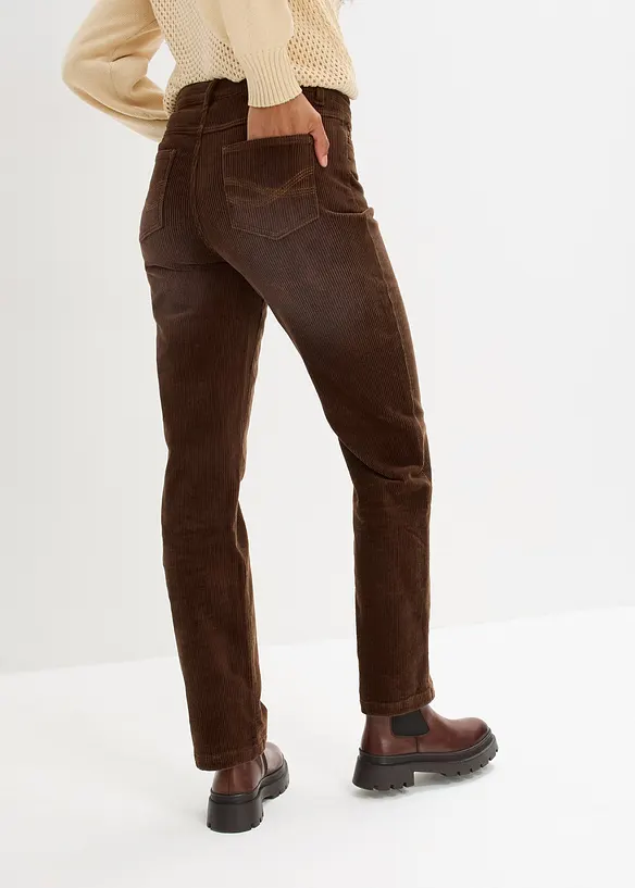 Cordhose aus elastischem Baumwoll-Mix in braun von hinten - bonprix Cordhose aus elastischem Baumwoll-Mix in braun von hinten - bonprix