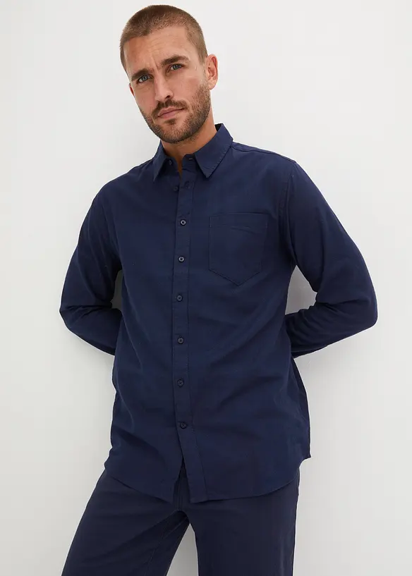 Flanellhemd aus Baumwolle in Regular-Fit in blau von vorne (im Anschnitt) - bonprix