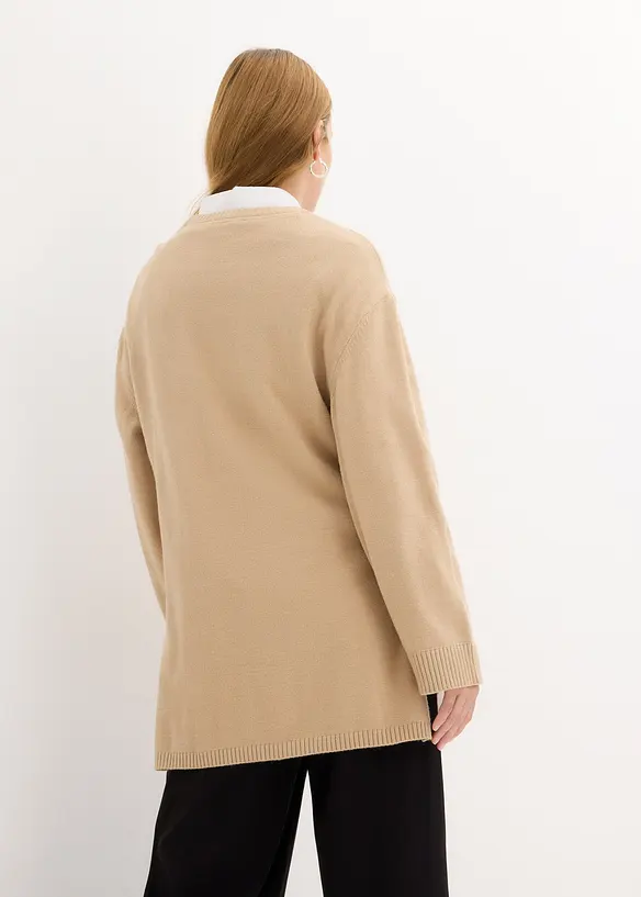 Long-Feinstrickpullover mit Seitenschlitzen aus Viskose-Mix in beige von hinten (im Anschnitt) - bonprix