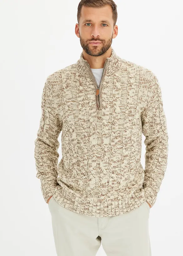 Melierter Troyer mit  Zopfmuster in beige von vorne (im Anschnitt) - bonprix