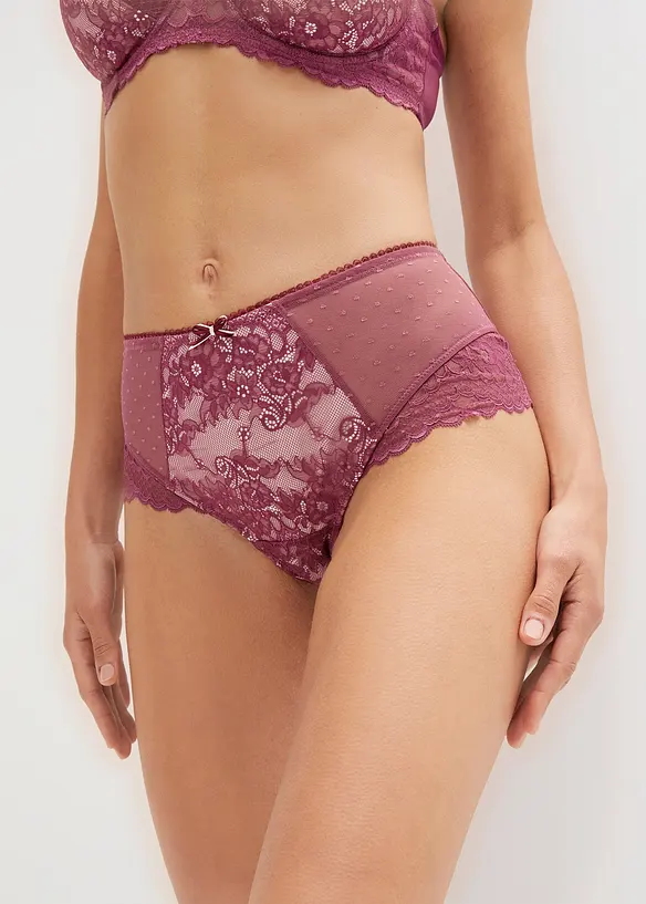 Maxipanty mit zarter Spitze in lila von vorne - bonprix