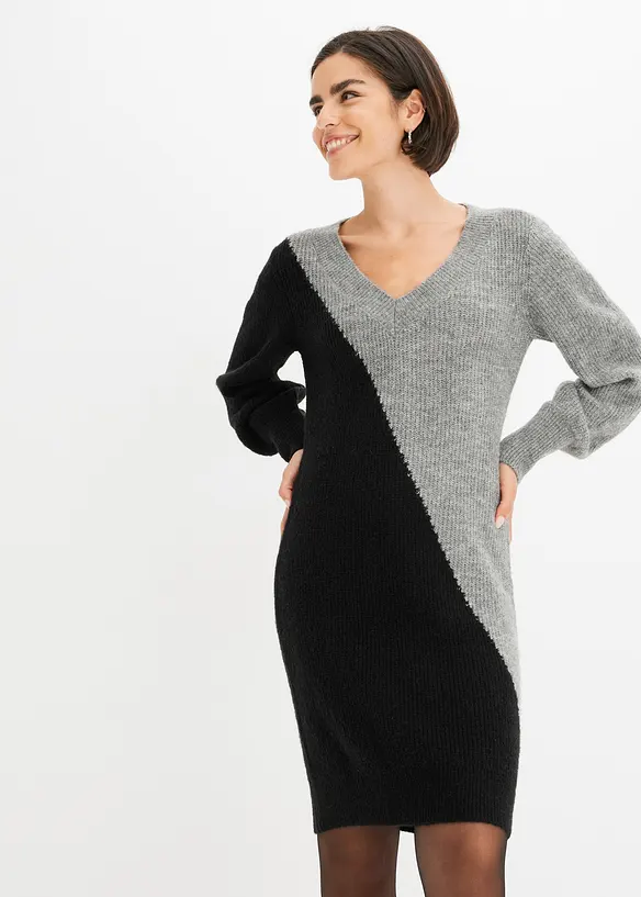 Strickkleid in schwarz von vorne (Totalaufnahme) - bonprix