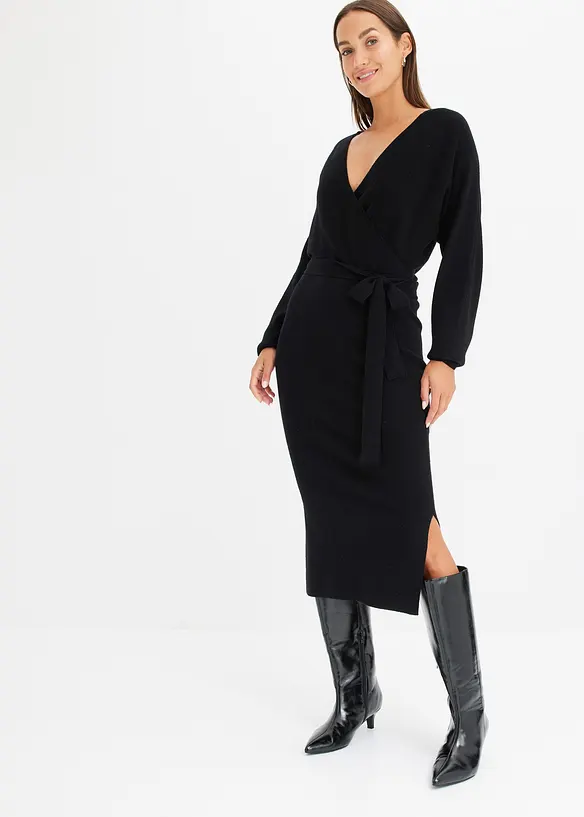 Strickkleid aus fließendem Viskose-Mix in schwarz von vorne (Totalaufnahme) - bonprix