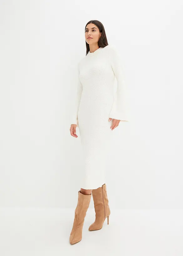Strickkleid aus Bouclé in weiß von vorne (Totalaufnahme) - bonprix