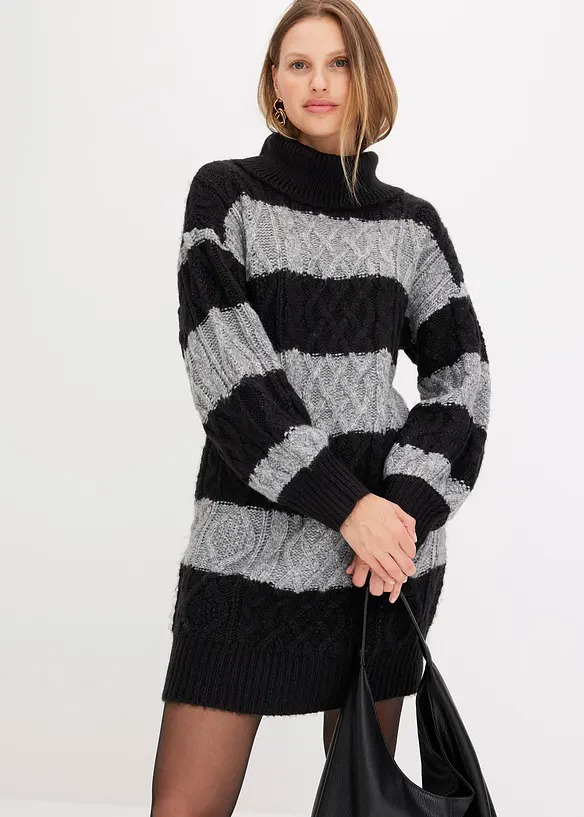Gestreiftes Strickkleid in schwarz von vorne (Totalaufnahme) - bonprix