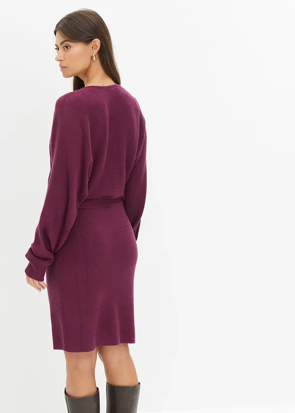 Strickkleid aus Viskose-Mix in lila von hinten (Totalaufnahme) - bonprix Strickkleid aus Viskose-Mix in lila von hinten (Totalaufnahme) - bonprix