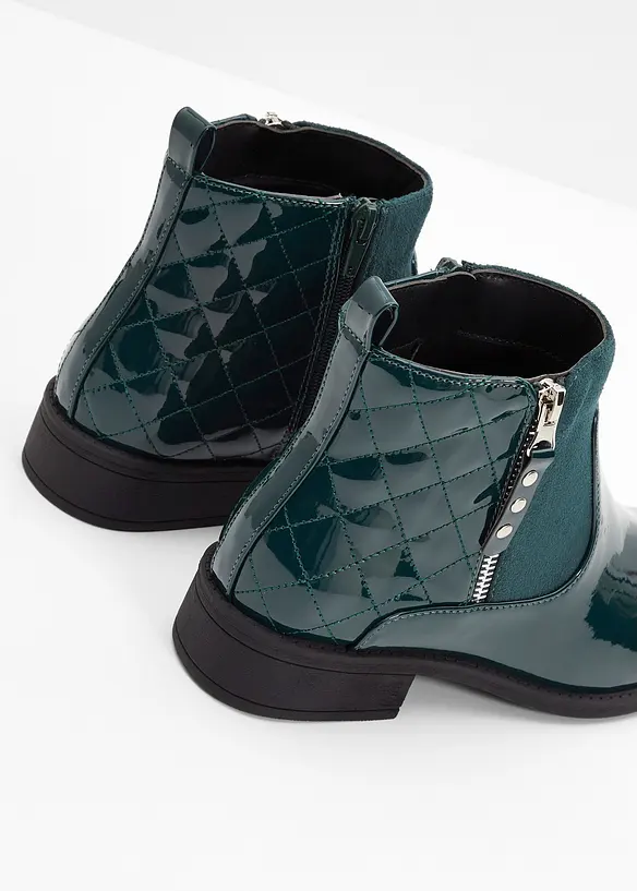Stiefeletten in Lack-Optik in grün (Detailaufnahme) - bonprix