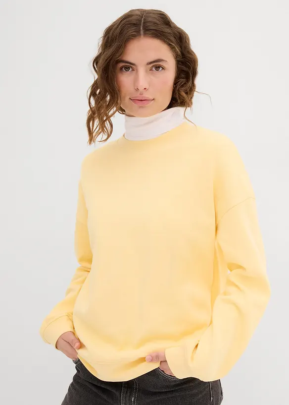 Oversize-Sweatshirt aus reiner Baumwolle in gelb von vorne (im Anschnitt) - bonprix Oversize-Sweatshirt aus reiner Baumwolle in gelb von vorne (im Anschnitt) - bonprix