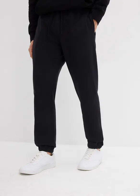 Jogginghose in Loose Fit in schwarz von vorne - bonprix