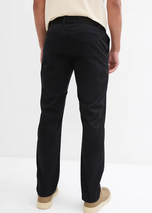 Regular Fit Chinohose mit Dehnbund und Gürtel, Straight in schwarz von hinten - bonprix