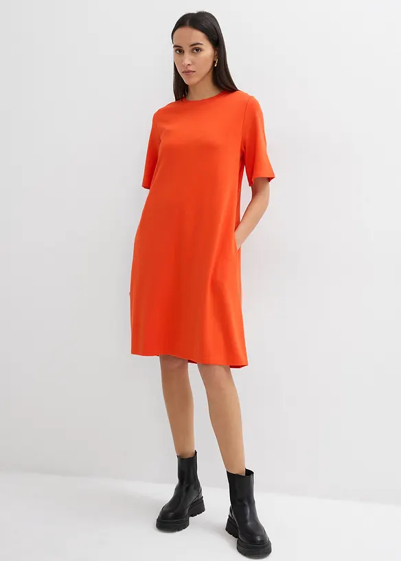 Shirtkleid in A-Linie aus Viskose-Mix in rot von vorne (Totalaufnahme) - bonprix Shirtkleid in A-Linie aus Viskose-Mix in rot von vorne (Totalaufnahme) - bonprix
