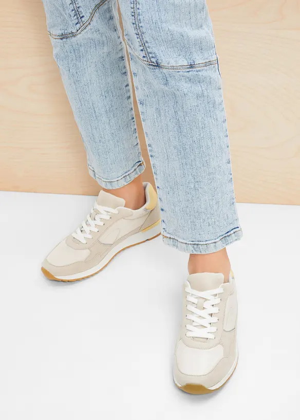 Sneaker im Retrolook in beige - bonprix