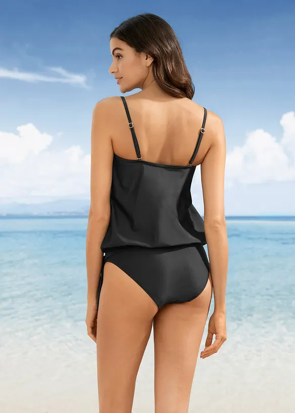 Oversize Tankini mit abnehmbaren Trägern (2-tlg. Set) in schwarz von hinten (Totalaufnahme) - bonprix