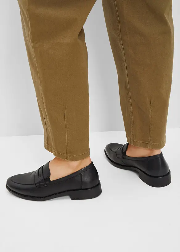 Loafer aus Leder in schwarz - bonprix