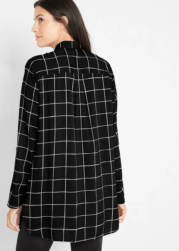 Karierte Longbluse mit Taschen in schwarz von hinten (im Anschnitt) - bonprix