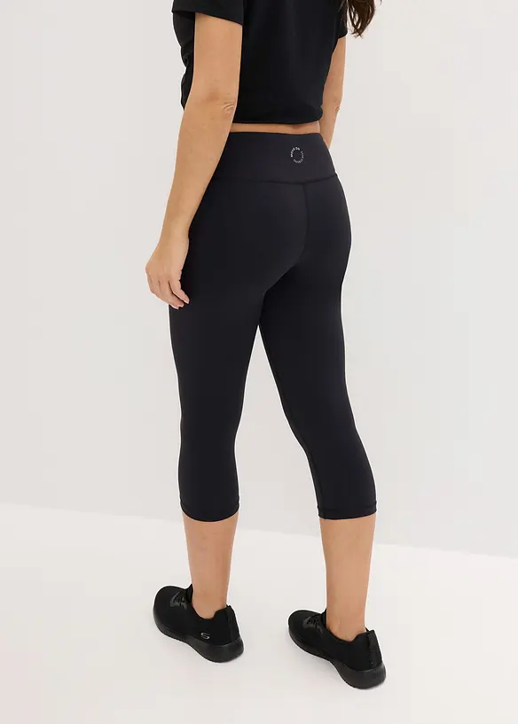 Ultraleichte Sport-Caprileggings, schnelltrocknend in schwarz von hinten - bonprix