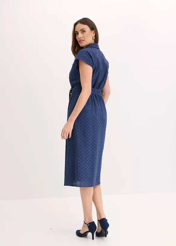 Hemdblusenkleid aus Lochspitze in blau von hinten (Totalaufnahme) - bonprix Hemdblusenkleid aus Lochspitze in blau von hinten (Totalaufnahme) - bonprix