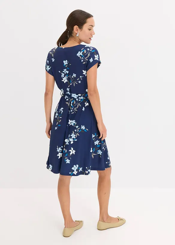 Jerseykleid in Wickeloptik in blau von hinten (Totalaufnahme) - bonprix Jerseykleid in Wickeloptik in blau von hinten (Totalaufnahme) - bonprix