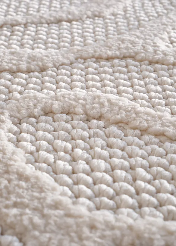 Runder Teppich mit außergewöhnlich weicher Oberfläche in beige (Detailaufnahme) - bonprix