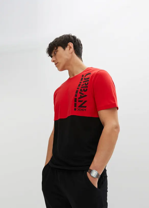 T-Shirt aus reiner Bio-Baumwolle in rot von vorne (im Anschnitt) - bonprix