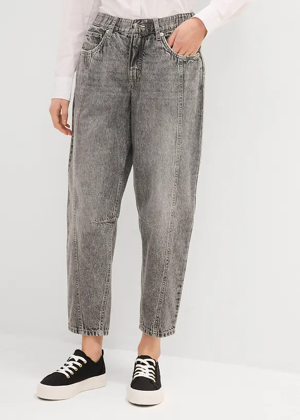 Barrel-Jeans Mid Waist, cropped in grau von vorne - bonprix