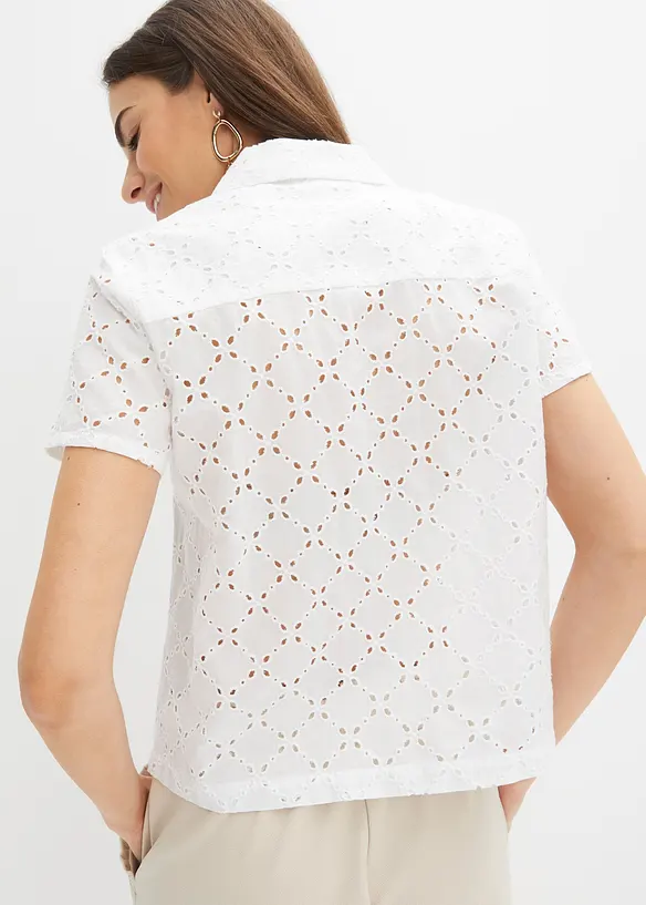 Modische Lochstickerei-Bluse in weiß von hinten (im Anschnitt) - bonprix