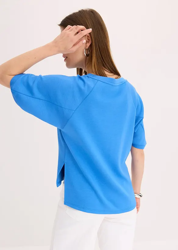 Oversize-Shirt aus fließendem Viskose-Mix in blau von hinten (im Anschnitt) - bonprix