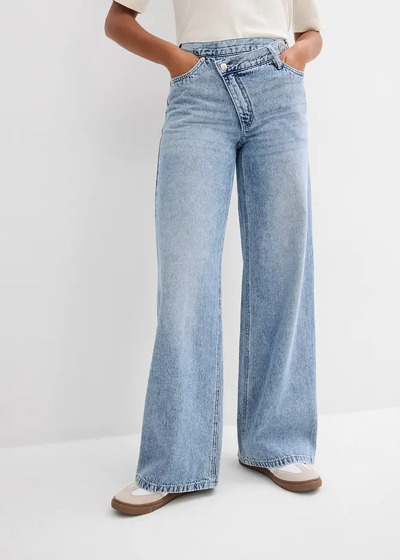 Wide-Leg-Jeans Mid Waist, Low Stretch in blau von vorne - bonprix