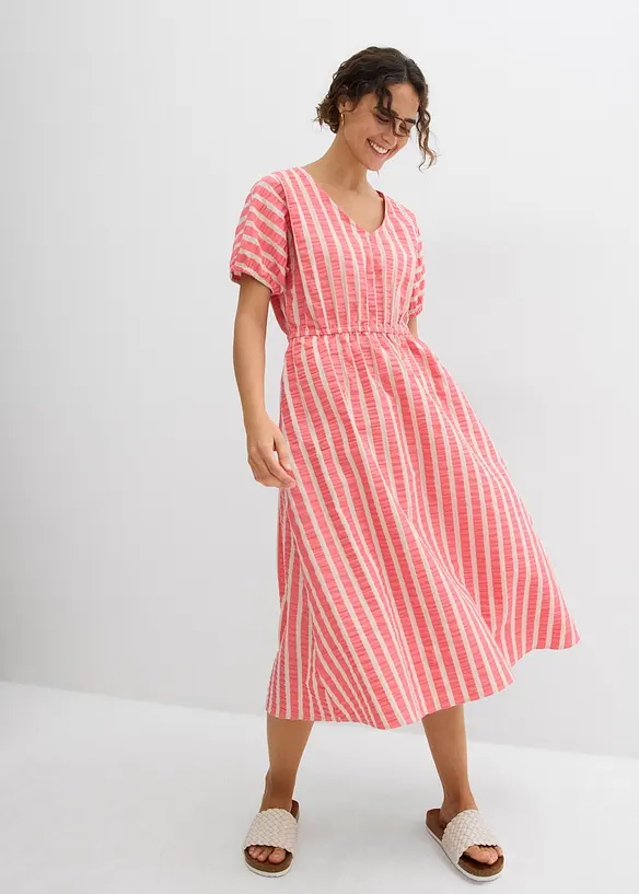 Seersucker-Midikleid aus reiner Baumwolle in pink von vorne (Totalaufnahme) - bonprix Seersucker-Midikleid aus reiner Baumwolle in pink von vorne (Totalaufnahme) - bonprix