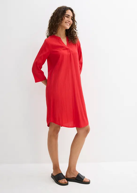 Tunika-Kleid aus Viskose-Mix mit Struktur Effekt in rot von vorne (Totalaufnahme) - bonprix Tunika-Kleid aus Viskose-Mix mit Struktur Effekt in rot von vorne (Totalaufnahme) - bonprix