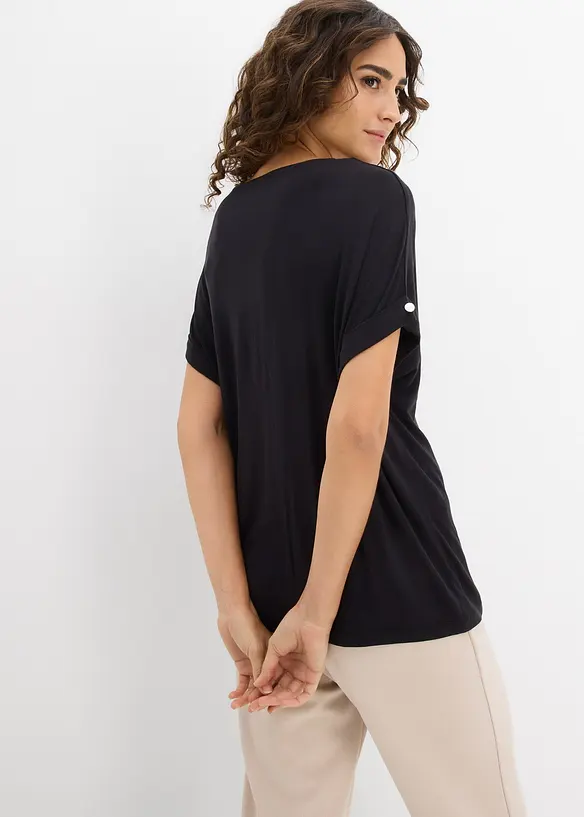 Shirt aus fließendem Viskose-Mix in schwarz von hinten (im Anschnitt) - bonprix Shirt aus fließendem Viskose-Mix in schwarz von hinten (im Anschnitt) - bonprix