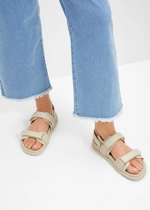 Sandalen mit leicht geformtem Fußbett in beige - bonprix
