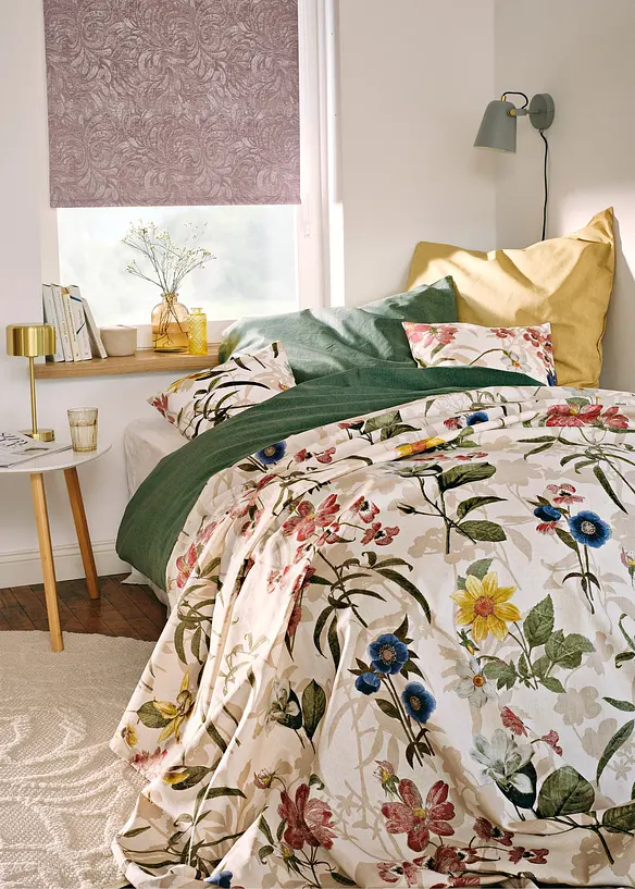 Grandcouvre mit Blumen, Blüten, Blättern - beige