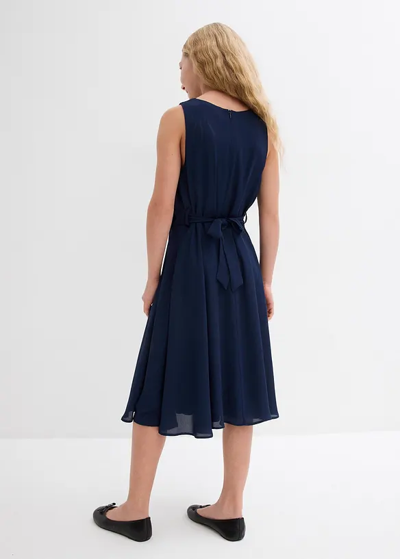 Kleid mit Blumen-Applikation in grün von hinten (Totalaufnahme) - bonprix