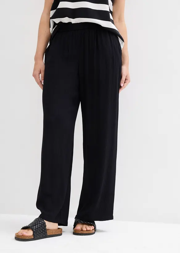 Palazzo-Hose aus softer Viskose in schwarz von vorne - bonprix