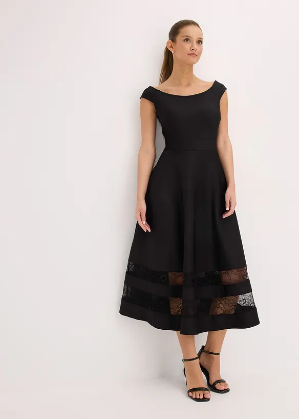 Carmen-Kleid mit Spitze in schwarz von vorne (Totalaufnahme) - bonprix