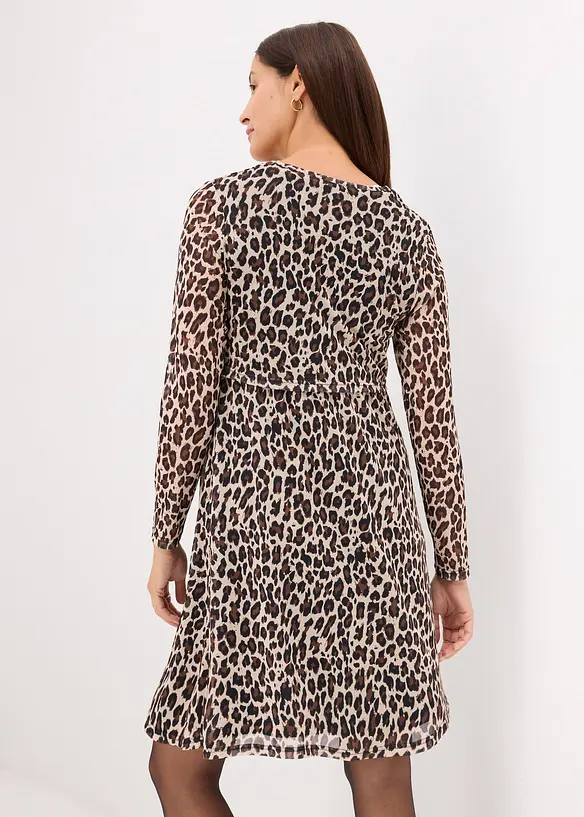2-in-1 Umstands- und Stillkleid mit Leoprint in braun von hinten (Totalaufnahme) - bonprix
