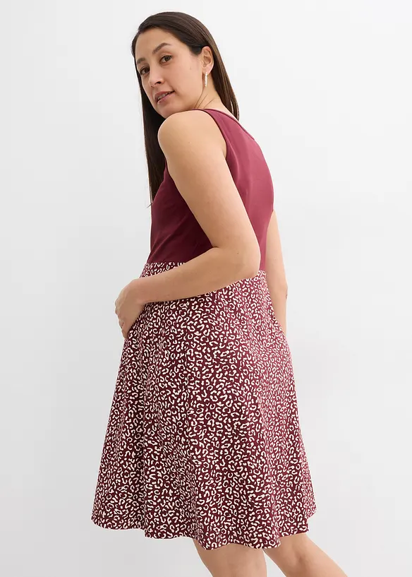2-in-1 Umstands- und Stillkleid aus Bio-Baumwolle in rot von hinten (Totalaufnahme) - bonprix