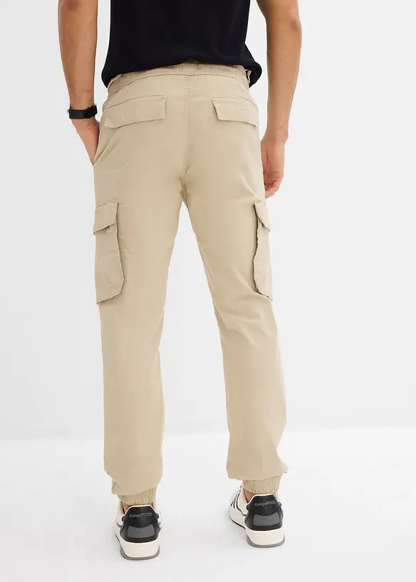 Regular-Fit Schlupf-Cargohose, Straight in beige von hinten - bonprix