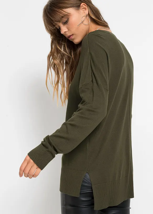 Oversize-Strickpullover in grün von hinten (im Anschnitt) - bonprix