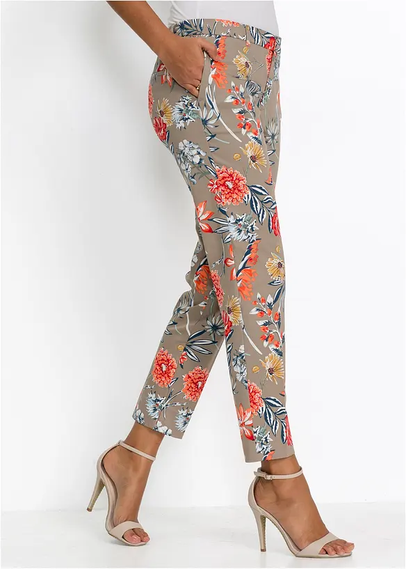 7/8-Stretch-Hose in braun von vorne - bonprix 7/8-Stretch-Hose in braun von vorne - bonprix