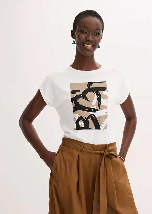 Shirt mit Viskose und Glitzersteinen in weiß von vorne (im Anschnitt) - bonprix