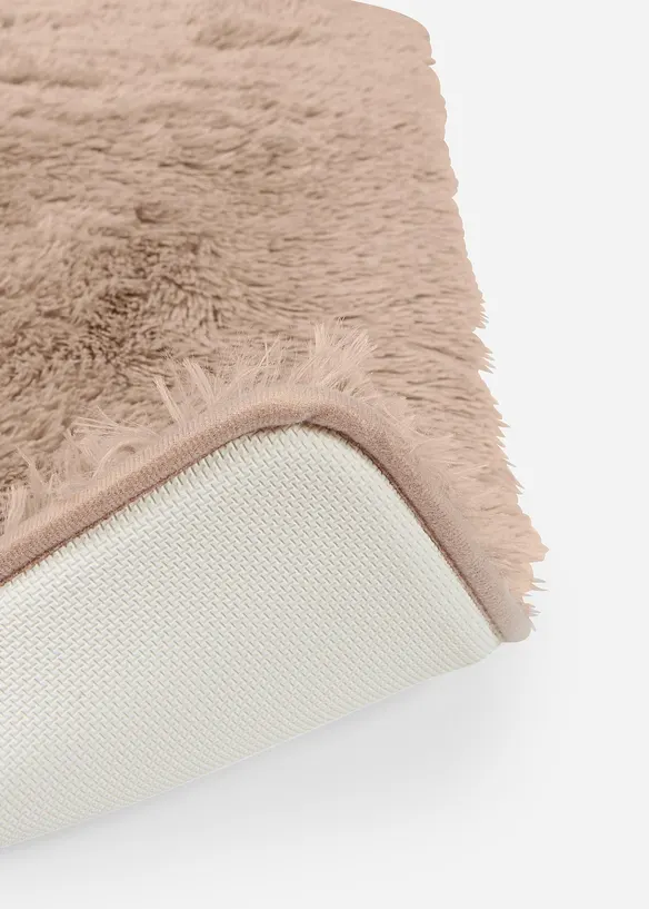 Memory Schaum Badematte mit Synthetik Fell in braun Detailaufnahme vom Material - bonprix