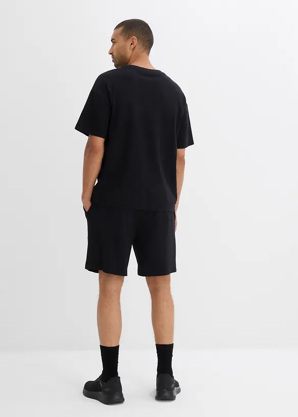 T-Shirt und Shorts (2-tlg.Set) in schwarz von hinten (Totalaufnahme) - bonprix