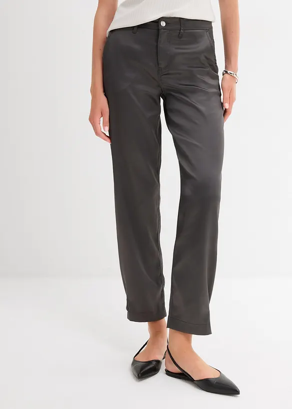 Barrel-Hose aus fließendem Satin in grau von vorne - bonprix