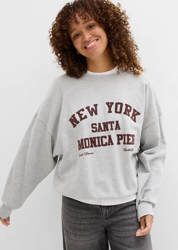 Oversize-Sweatshirt in grau von vorne (im Anschnitt) - bonprix Oversize-Sweatshirt in grau von vorne (im Anschnitt) - bonprix