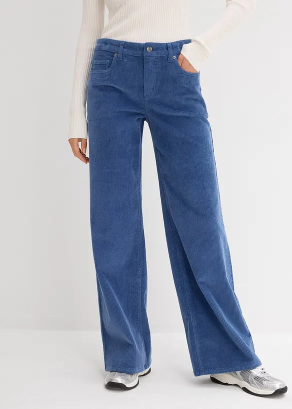 Cordhose aus elastischem Baumwoll-Mix in blau von vorne - bonprix