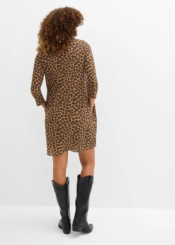 Kurzes Shirtkleid in Strickoptik in braun von hinten (Totalaufnahme) - bonprix