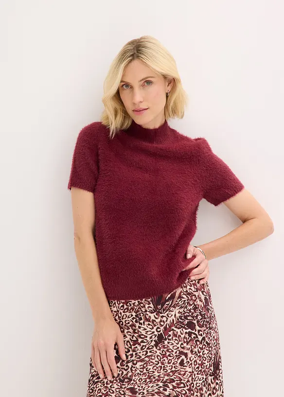 Federgarn-Pullover in rot von vorne (im Anschnitt) - bonprix